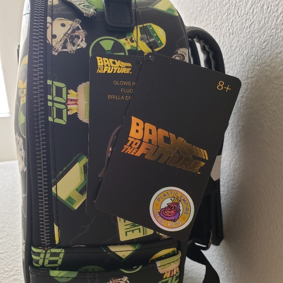 Rare Back to the Future Loungefly Mini Backpack - NWT PRICE FIRM - Picture 3 of 9